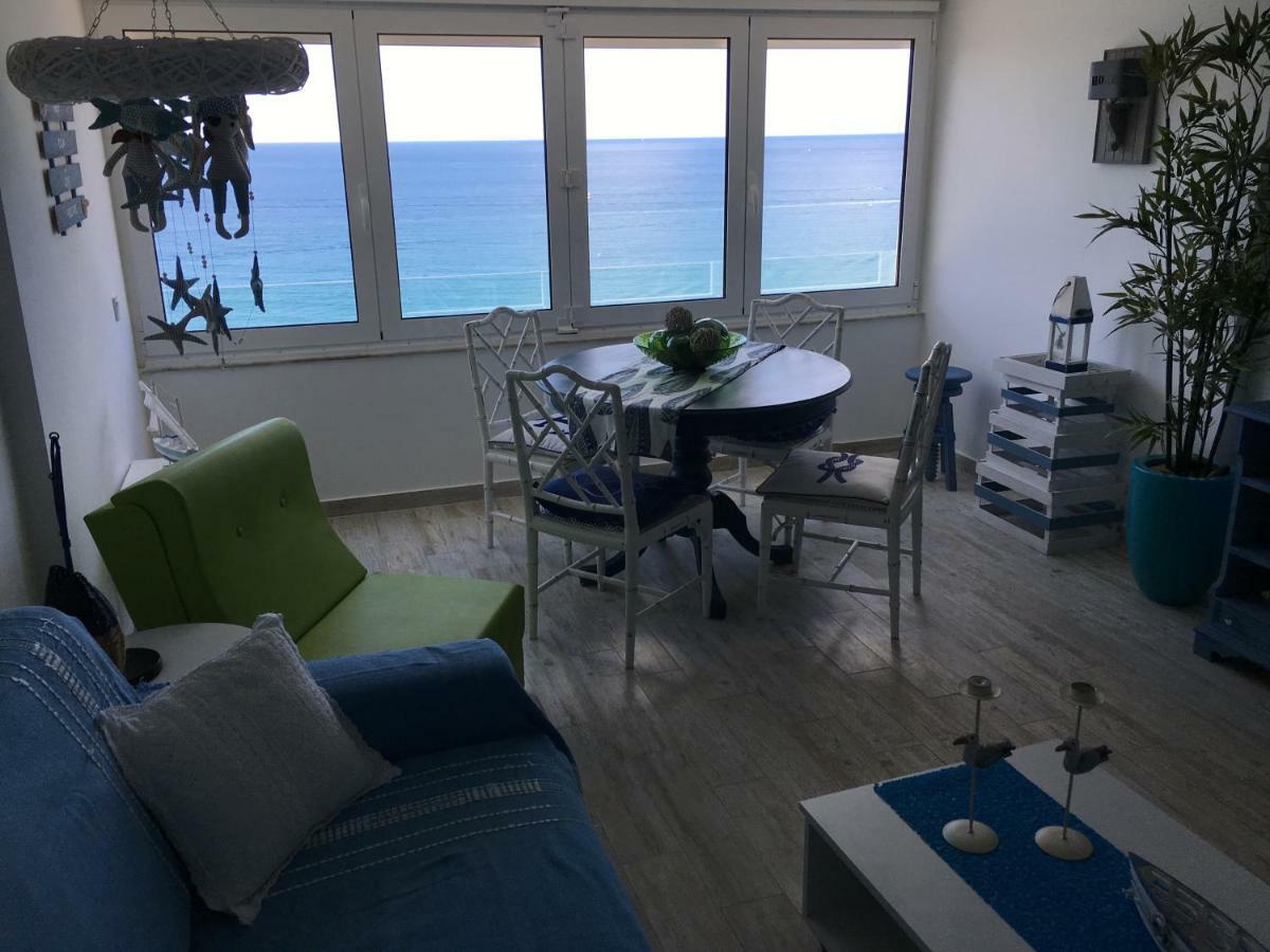 Sun & Sea 512 Apartment