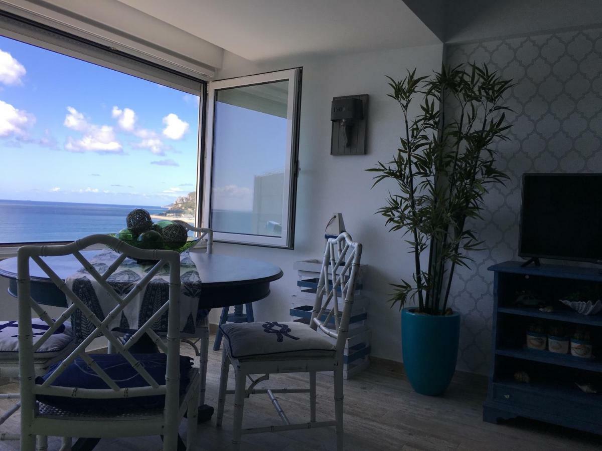 Sun & Sea 512 *